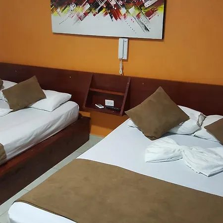 Marbella Tradition Hostel *